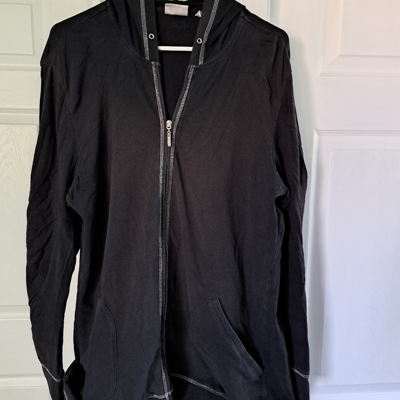 Zip up hoodie - Picture 7 of 7